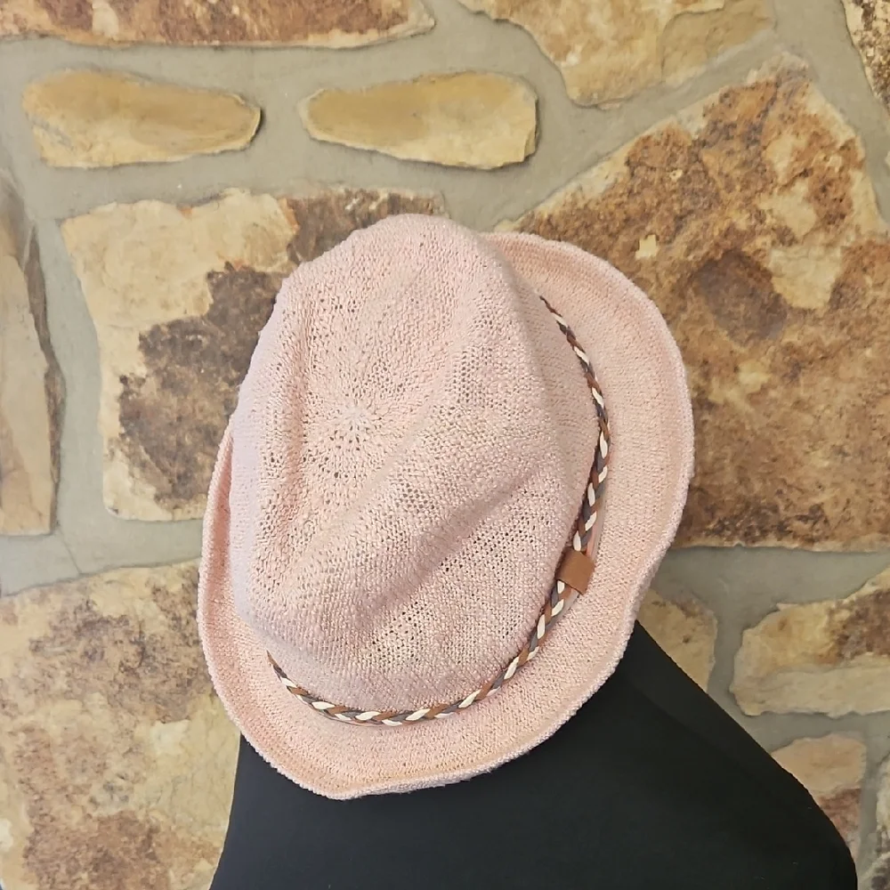 N/A chic pink